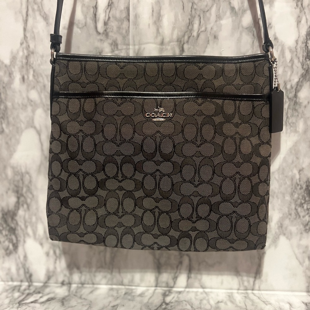 COACH SIGNATURE CROSSBODY FILE BAG Gray/Black